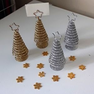 Tree Place Card Holder Set with gold Table Flakes
